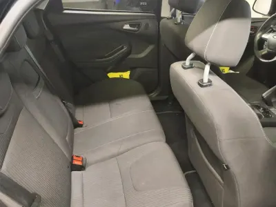 Gebraucht Ford Focus 125 PS (91 kW) 2013 Schwarz Kombi