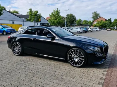 Gebraucht Mercedes E350 AMG 258 PS (189 kW) 2018 Schwarz Coupé