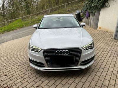 gebraucht Audi A3 e-tron Ambition STHZ*B&O*ALCAN*AHK