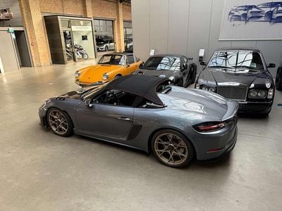 Gebraucht Porsche 718 Spyder 500 PS (367 kW) 2025 Vanadiumgraumetallic Cabrio
