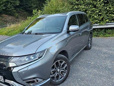 Mitsubishi Outlander P-HEV