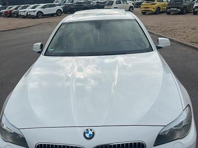 BMW 528