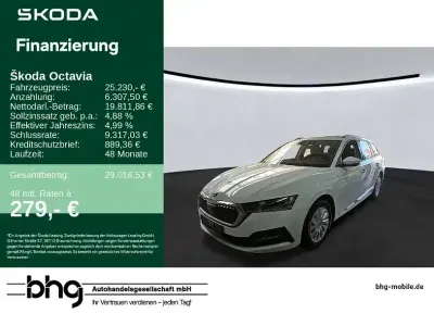 Gebraucht Skoda Octavia Clever 150 PS (110 kW) 2023 Weiß Kombi