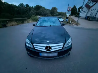 Gebraucht Mercedes C200 Avantgarde 183 PS (134 kW) 2009 Schwarz Limousine