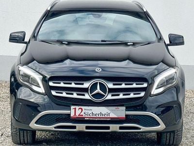 Mercedes GLA220
