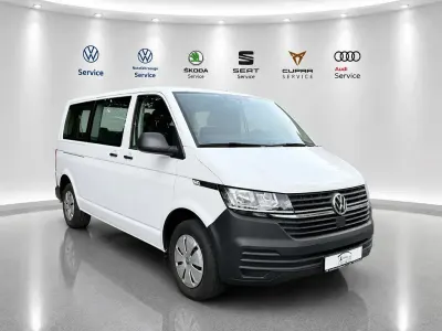 Gebraucht VW Caravelle Trendline 150 PS (110 kW) 2023 Weiß Van