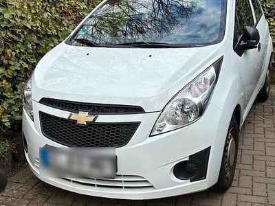 Begagnad Chevrolet Spark 68 HK (50 kW) 2011 Vit Halvkombi