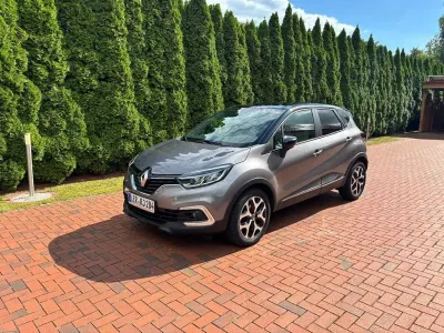 Używany Renault Captur Life 90 KM (66 kW) 2019 Szary SUV