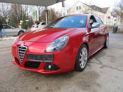 Gebraucht Alfa Romeo Giulietta Turismo 170 PS (125 kW) 2011 Rot Limousine