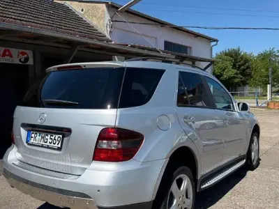Gebraucht Mercedes ML320 224 PS (164 kW) 2007 Grau SUV