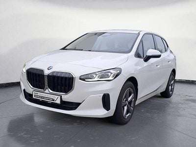 Gebraucht BMW 220 Active Tourer 156 PS (114 kW) 2025 Weiß Van / Kleinbus
