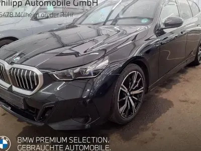 Gebraucht BMW 540 Comfort Edition 303 PS (222 kW) 2025 Schwarz Kombi