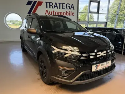 Gebraucht Dacia Jogger 101 PS (74 kW) 2025 Perlmuttschwarz Van / Kleinbus