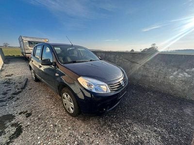 Gebraucht Dacia Sandero Lauréate 75 PS (55 kW) 2010 Blau Limousine