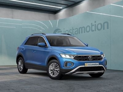 Usata VW T-Roc Life 110 CV (80 kW) 2023 Blu SUV