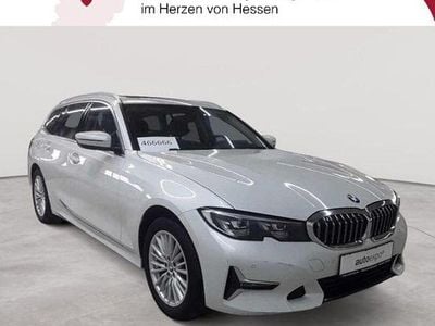 Gebraucht BMW 330e Luxury Line 184 PS (135 kW) 2021 Mineralweiß metallic Kombi