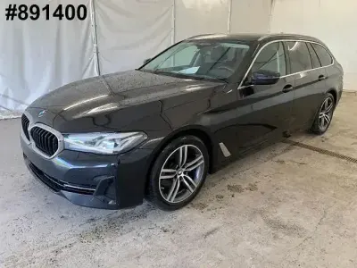 Gebraucht BMW 520 Sport Line 190 PS (139 kW) 2023 Schwarz Kombi