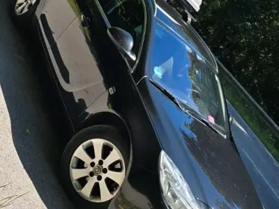 Gebraucht Opel Insignia 160 PS (117 kW) 2013 Schwarz Kombi