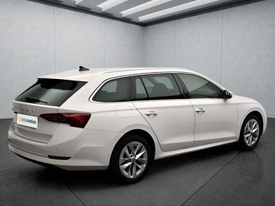 Usata Skoda Octavia 116 CV (85 kW) 2023 Bianco Station wagon