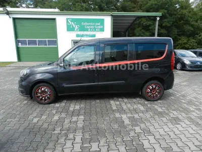 Gebraucht Fiat Doblò 120 PS (88 kW) 2022 Schwarz Van / Kleinbus