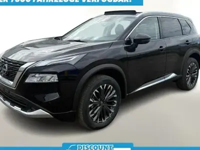 Neu Nissan X-Trail Tekna 163 PS (119 kW) 2026 Schwarz SUV