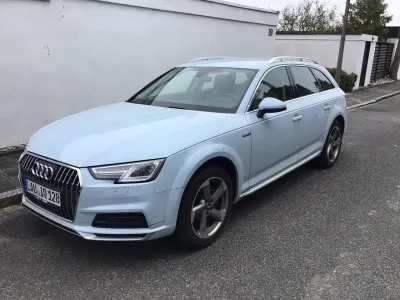 Second-hand Audi A4 Allroad Basis 218 CP (160 kW) 2017 Albastru Break