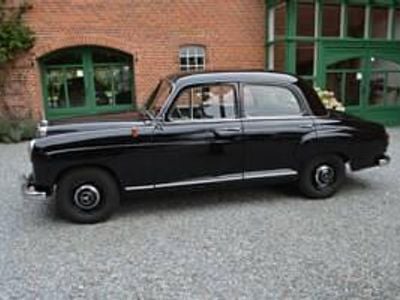 Gebraucht Mercedes 190 75 PS (55 kW) 1970 Schwarz Limousine