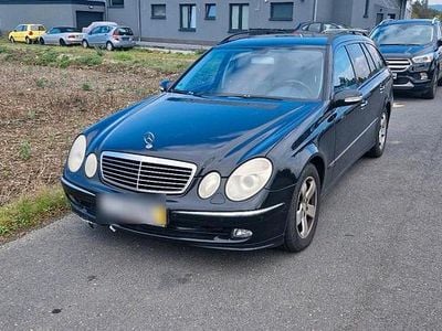Mercedes E280