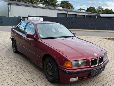 Gebraucht BMW 316 102 PS (75 kW) 1992 Rot Limousine