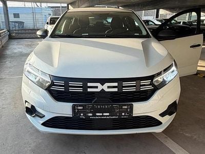 Gebraucht Dacia Sandero 67 PS (49 kW) 2024 Weiß Kleinwagen