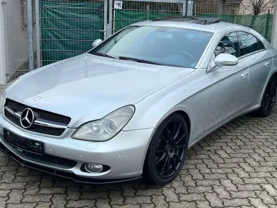 Gebraucht Mercedes CLS320 224 PS (164 kW) 2007 Silber Limousine