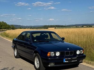 Używany BMW 520 150 KM (110 kW) 1992 Niebieski Sedan/Limuzyna