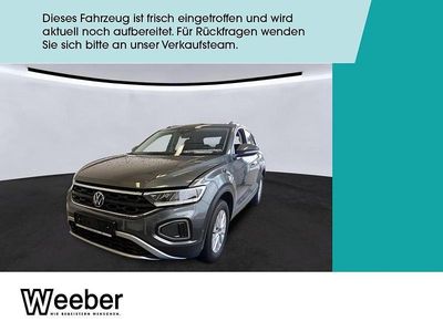 Second-hand VW T-Roc Life 150 CP (110 kW) 2023 Gri SUV