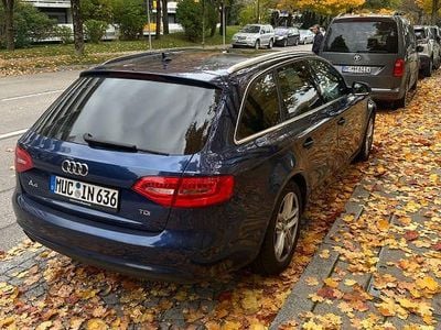 Silber Gebraucht 2013 Audi A4 Ambition Kombi | 9.400 € (Fairer Preis)