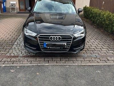 Gebraucht Audi A3 Ambiente 125 PS (91 kW) 2014 Schwarz Kombi