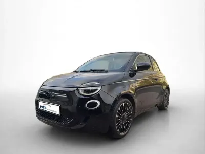 Usata Fiat 500e La Prima 86 kW (118 CV) 2023 Nero Cabrio