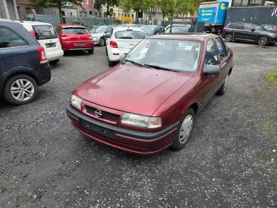 Gebraucht Opel Vectra 90 PS (66 kW) 1993 Rot Limousine