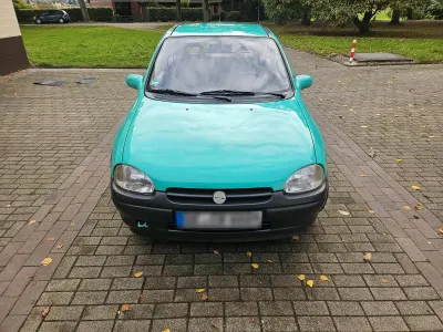 Gebraucht Opel Corsa 54 PS (39 kW) 1996 Grün Kleinwagen