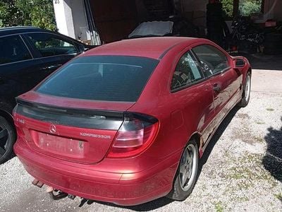 Mercedes C180
