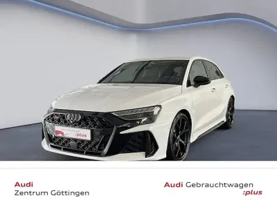 Gebraucht Audi RS3 Sportback Comfort 400 PS (294 kW) 2026 Arkonaweiß Kleinwagen