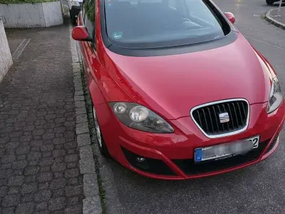 Używany Seat Altea 125 KM (91 kW) 2009 Czerwony