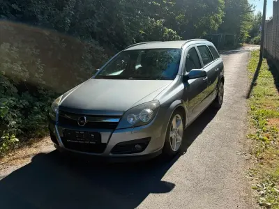 Gebraucht Opel Astra 77 PS (56 kW) 2006 Kombi