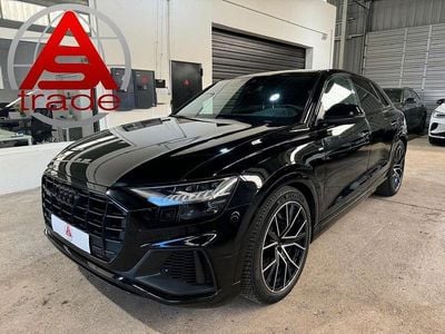 Second-hand Audi Q8 S-line plus 340 CP (250 kW) 2021 Negru SUV