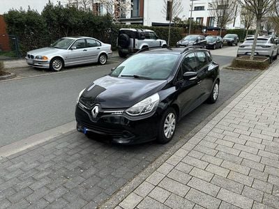 Second-hand Renault Clio GrandTour Life 75 CP (55 kW) 2016 Negru Break