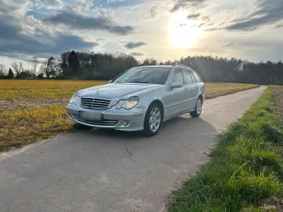 Gebraucht Mercedes C220 150 PS (110 kW) 2006 Silber Kombi