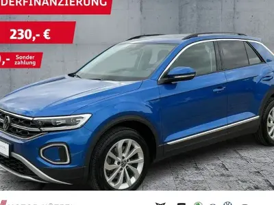 Gebraucht VW T-Roc Style 150 PS (110 kW) 2023 Blau SUV