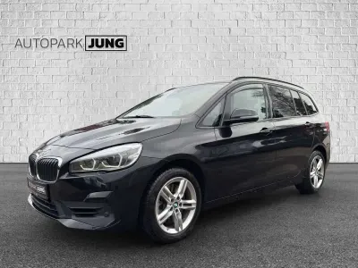 Używany BMW 218 150 KM (110 kW) 2022 Czarny Minivan