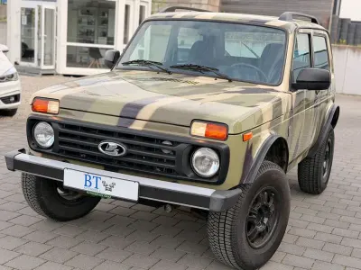 Usata Lada niva 83 CV (61 kW) 2019 Verde SUV