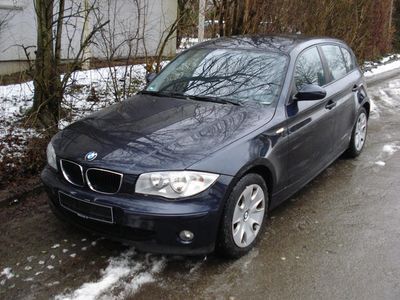 Gebraucht BMW 118 122 PS (89 kW) 2005 Andere farbe metallic Kleinwagen