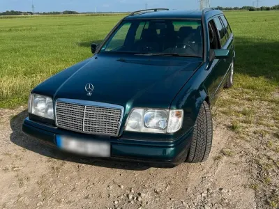 Gebraucht Mercedes E280 193 PS (141 kW) 1995 Grün Kombi
